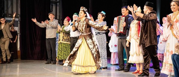 Спектакль «Волшебная гармонь»