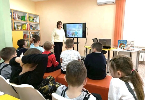 Познавательно – игровое путешествие «Народов много – страна одна»