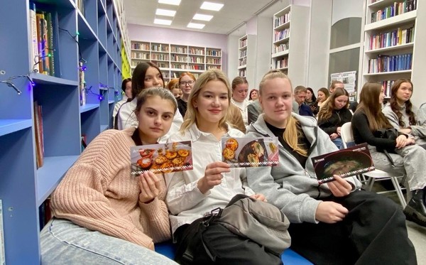 Программа «Необычайные посиделки»