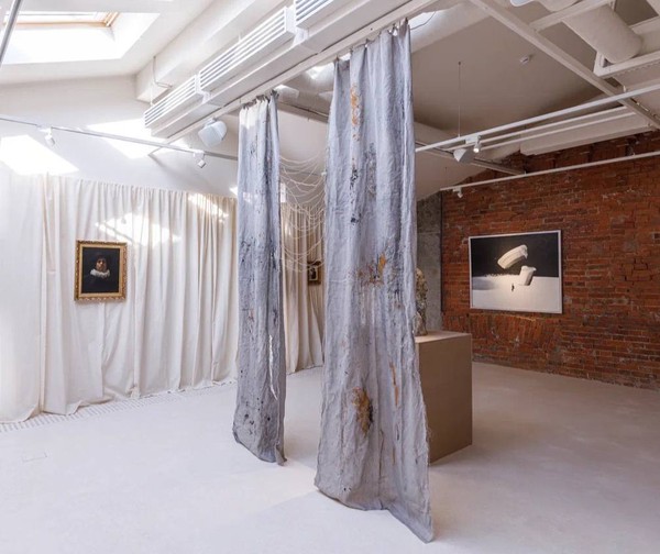 Экскурсия по выставке «Холст, масло. Русская живопись из собрания Солодовни» в составе сборной группы