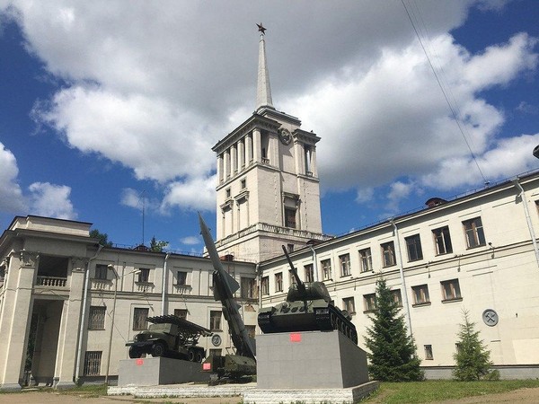 Программа «Путешествие по музеям России»