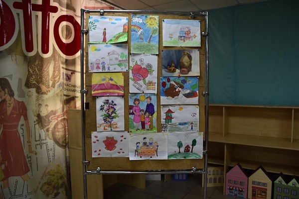 Выставка рисунков «Акварельный батл»