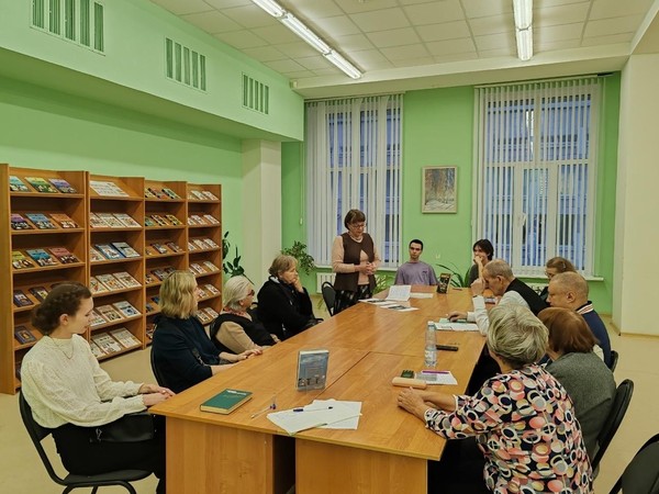 «Литературные четверги» в апреле