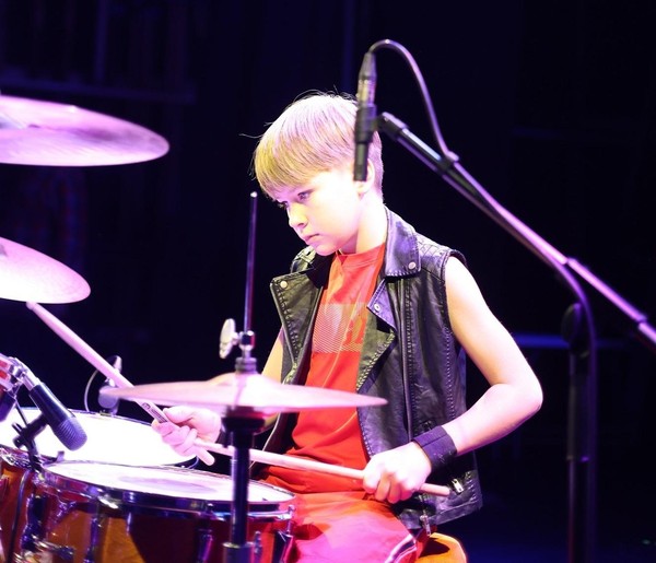 «Сила ритма» Концерт барабанщиков. Учащиеся преподавателя Д.В.Панькина