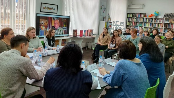 Родительское собрание «Открывая книгу, открываем мир!»