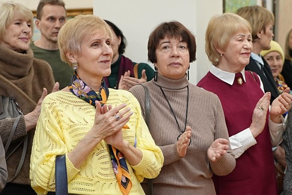 Открытие выставки Елены Болотских «Иная сторона»