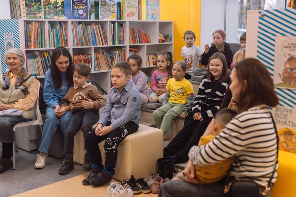 Встреча с детским писателем Арнольдом Райспом «Колькино детство и другие истории»