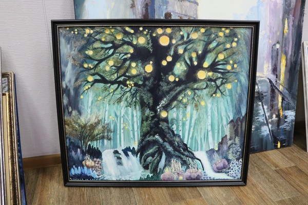 Выставка «Крылья и кисточки»