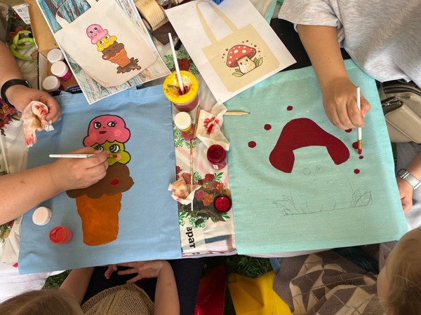 Творческая мастерская. Роспись по текстилю