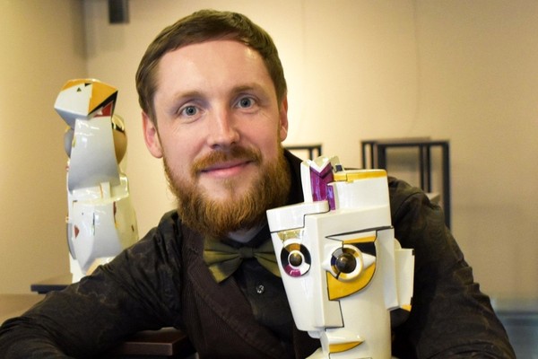 Иван Гольский. Дулёвский фарфор в стиле арт-деко: триумф Евы Штрикер и Петра Леонова