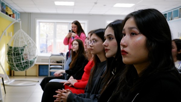 Час экологических знаний «Как сберечь голубую планету»