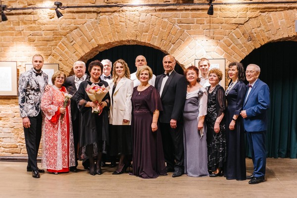 ВЕСЕННЯЯ КАПЕЛЬ