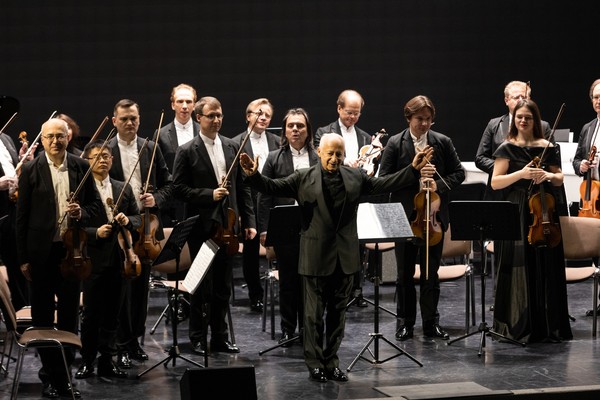 Программа-сюрприз от Владимира Спивакова