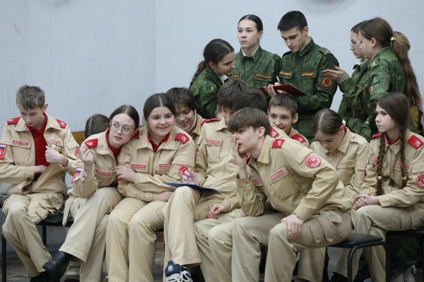 Игра «Красивые и смелые»