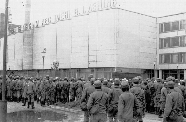 Выставка «Тревожный апрель»