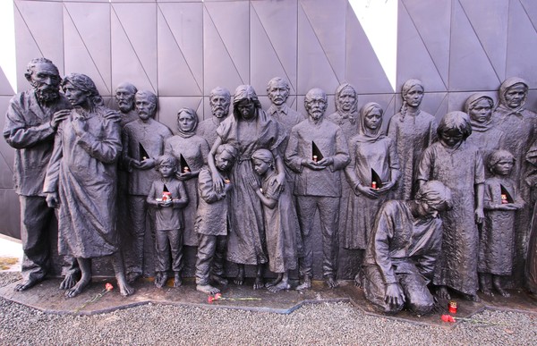 Выставка «Без срока давности. Геноцид советского народа»