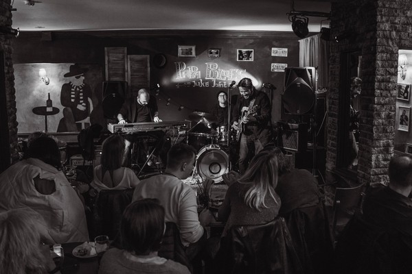 Концерт «Мировые хиты и авторский джаз-рок»