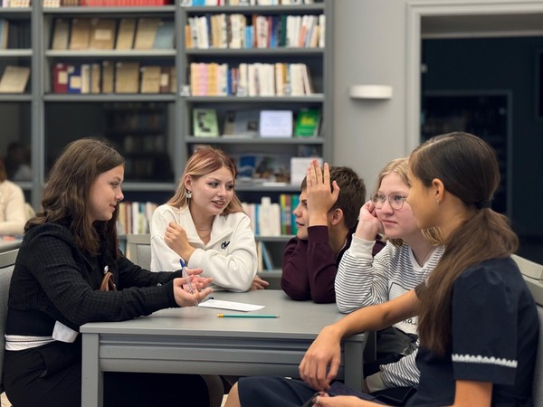 Литературная игра «Мистика между строк»