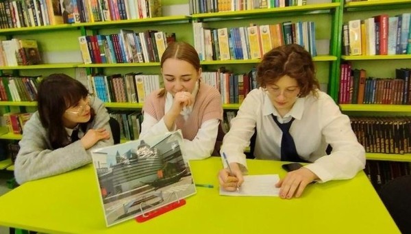 Экскурсия в сквер П.П. Потапова «Прописка тюменских кораблей»