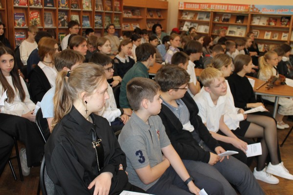 Концерт-встреча «Звучит народный напев…»