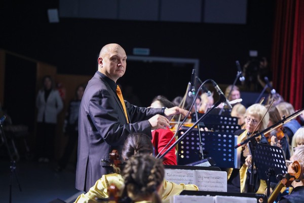 Лекция: «Художественный мир Олега Николаевича Хромушина: стиль, жанры, влияние»