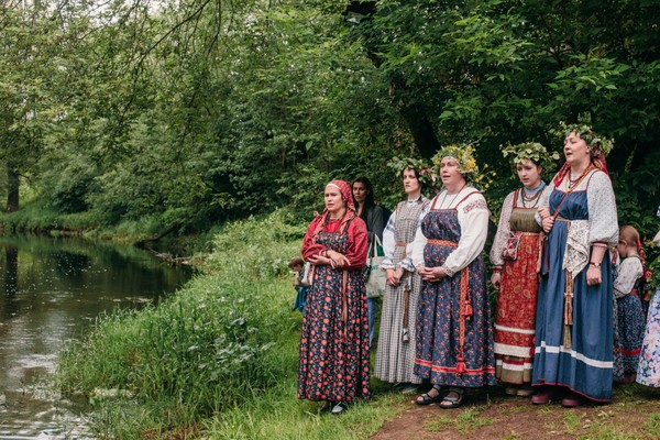 Женское фольклорное пение. Троица