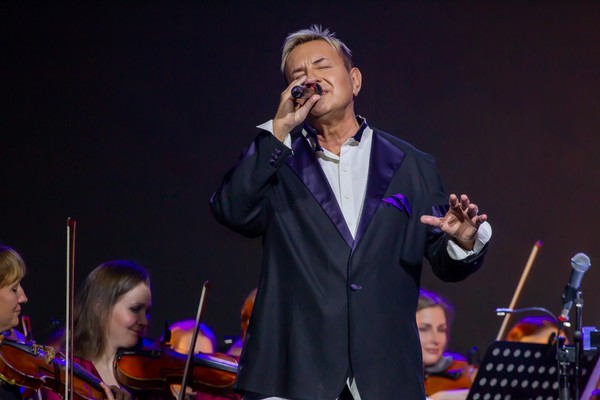 Весна романса