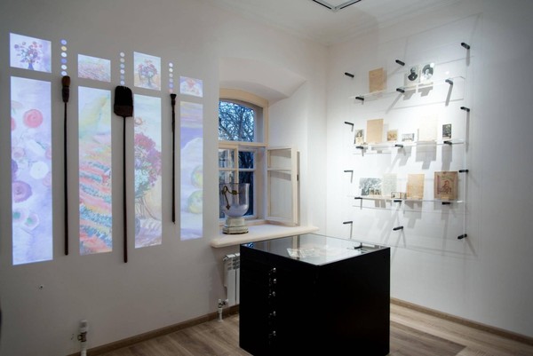 Экспозиция «Комната-палитра»