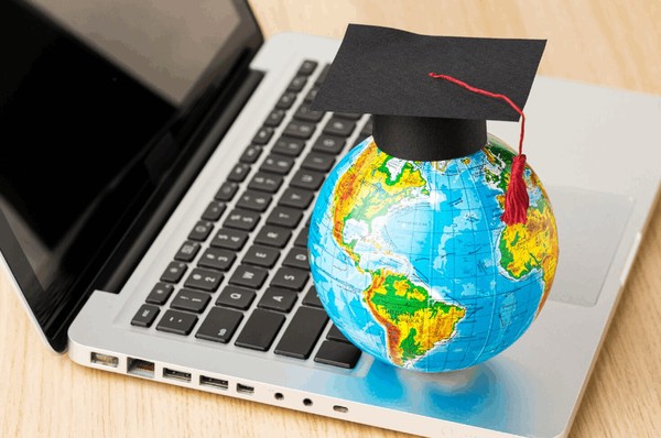 Интерактивная дискуссия «Образовательный код: лучшие практики России и Китая»