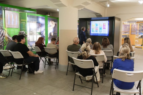 Интерактивно-тематическое занятие «Падающая вода»