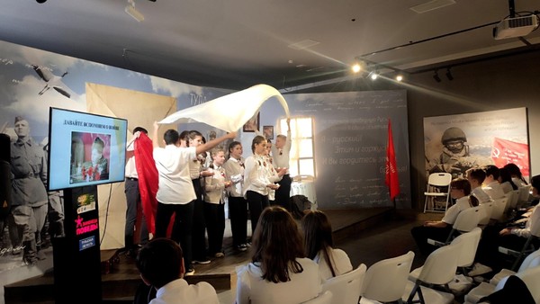 Литературно-художественная встреча «Давайте вспомним о войне»