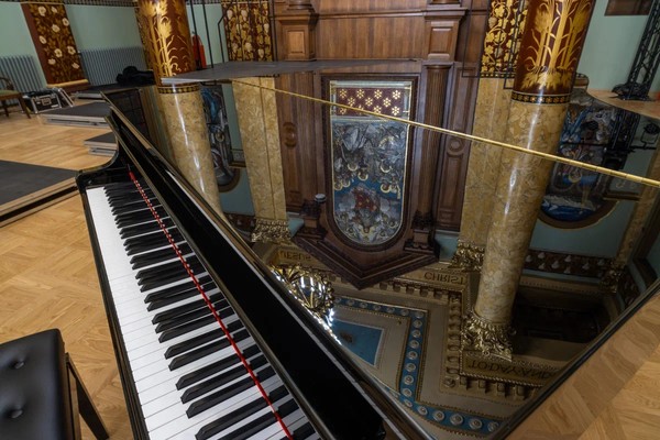 Джазовый бриз при свечах