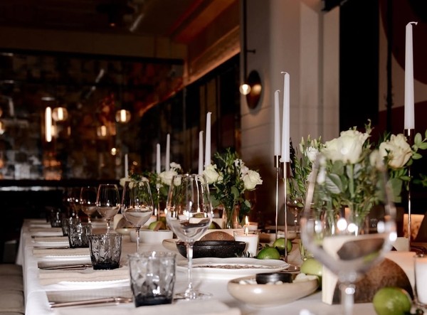 Застолье русского дворянства XVIII века: от петровских ассамблей до екатерининского этикета