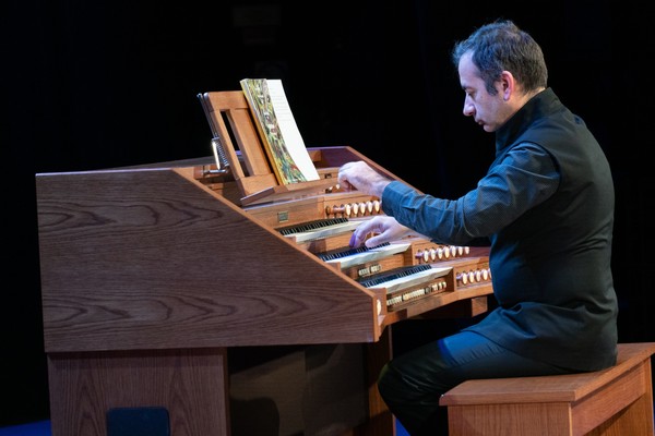 Два Ушакова за одним органом