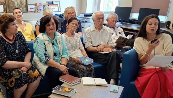 Международный телемост «Ленин в контексте»