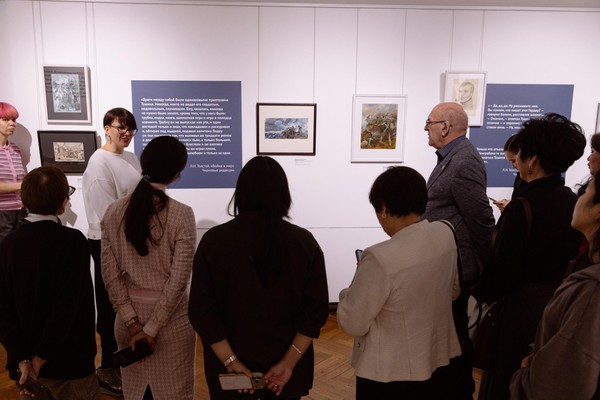 Экскурсия по выставке «Шахматы поставлены, игра начнется завтра»