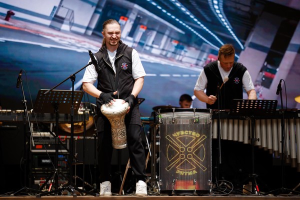 Шоу барабанщиков «Чувство ритма». Гиперзвук