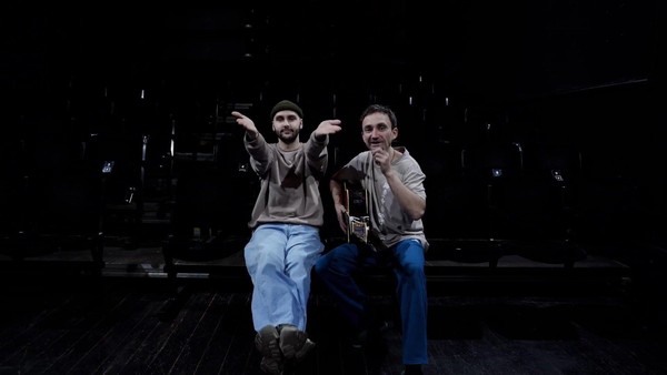 Арт-салон «Саша Берестень и Витя Мушковец. Общажные истории»