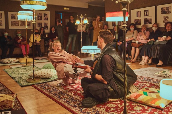 «Голубая комната»