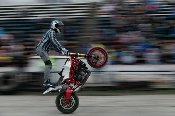 Шоу каскадеров «Битва машин»