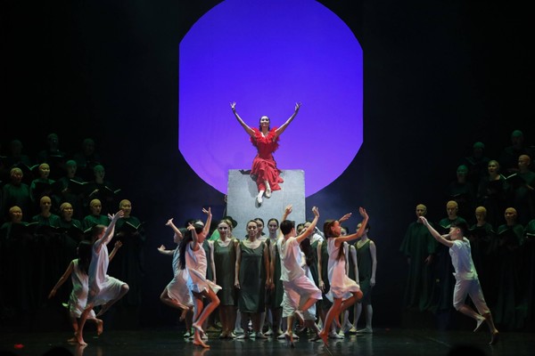 Вечер спектаклей «Шопениана» и «Кармина Бурана»