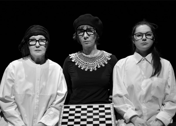 Сквозь зеркало