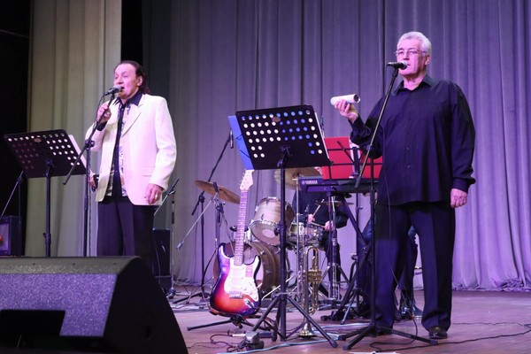 Концерт вокально-инструментального ансамбля «Союз-Арт» «Родная земля»