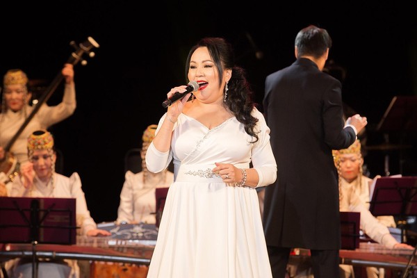 Концерт Сэсэгмы Сандиповой