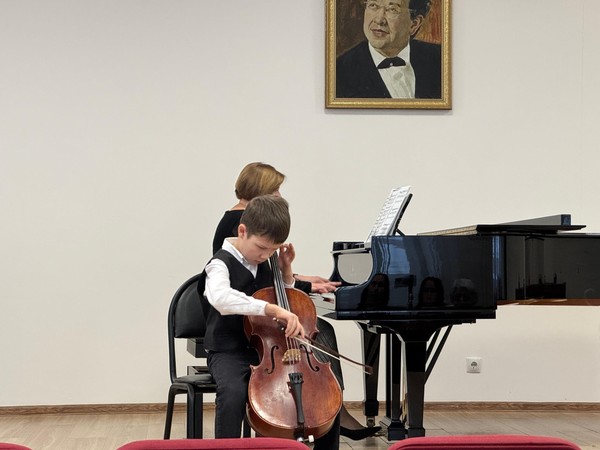 Отчетный концерт струнного отдела