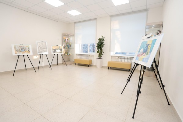 Выставка детского творчества посвященная юбилею известного татарского поэта Габдуллы Тукая