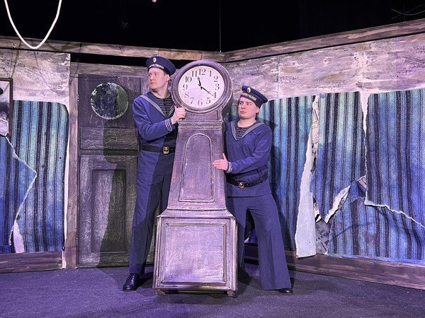 Спектакль «Приключения капитана Врунгеля»