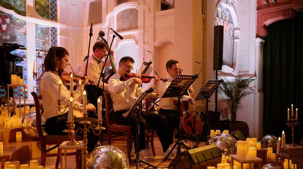 #В_свечах: музыка со вкусом. Оскароносное путешествие