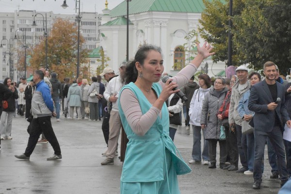 Импровизационный интерактивный спектакль «НормальНо»