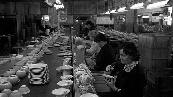 Лекция «Воспитание вкуса: художественная промышленность Невского района в 1960-е годы»